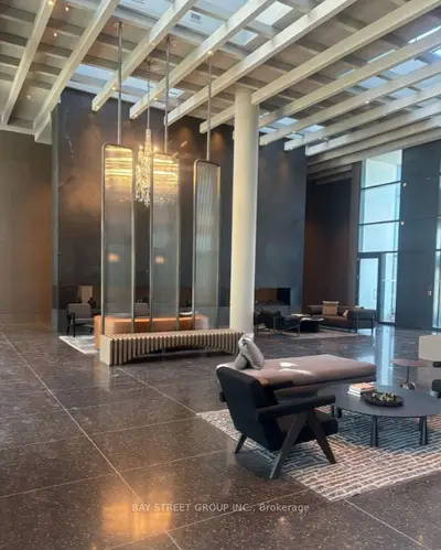 Condo Apartment in Vaughan