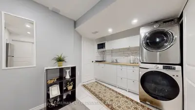 81 Northern Heights Drive 5a, Richmond Hill, On L4b 4c9