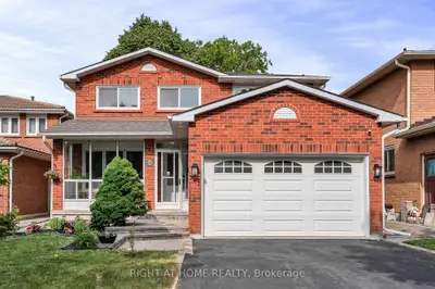 Detached in Richmond Hill