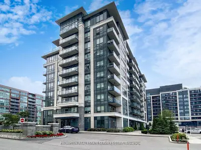 Condo Apartment in Richmond Hill