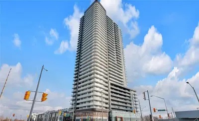 Condo Apartment in Vaughan