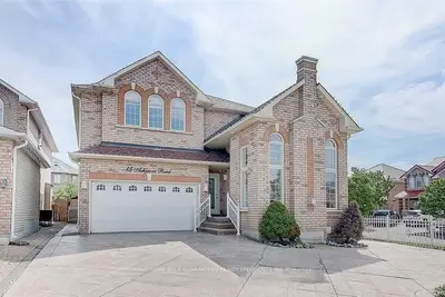 Detached in Markham