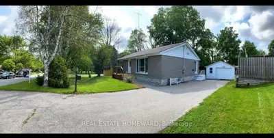Detached in Newmarket