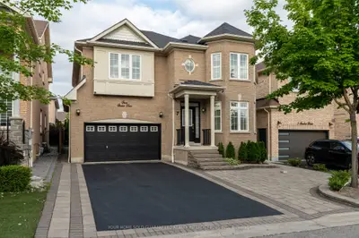 Detached in Vaughan