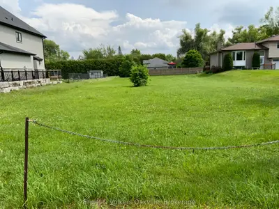 7657 Black River Road, Georgina, On L0e 1r0
