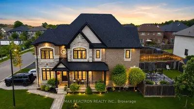 18 Ladder Crescent, East Gwillimbury, On L9n 0n8