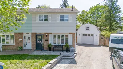 Semi-Detached in Newmarket
