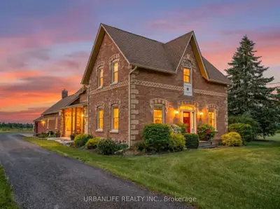 Detached in Essa