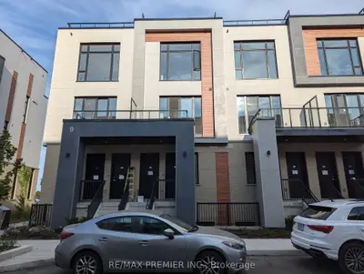 Condo Townhouse in Richmond Hill