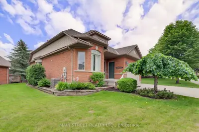 19 Napa Ridge Nw 24, New Tecumseth, On L9r 2e5