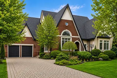 4 The Fairways, Markham, On L6c 1z4