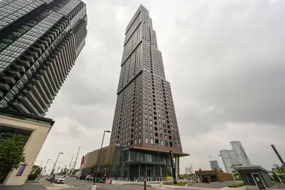 Condo Apartment in Vaughan