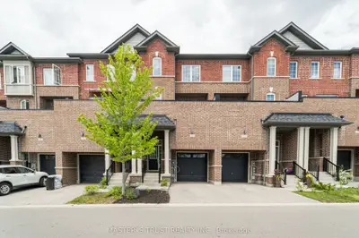 183 Harding Park Street, Newmarket, On L3y 0e3
