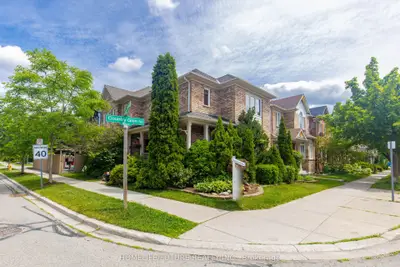 49 Country Glen Road, Markham, On L6b 1b6