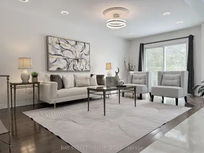 212 Risebrough Circuit, Markham, On L3r 3h9