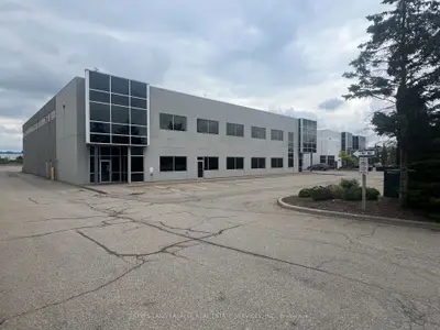 90 Tigi Court, Vaughan, On L4k 5e4