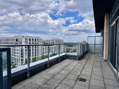 Condo Apartment in Markham