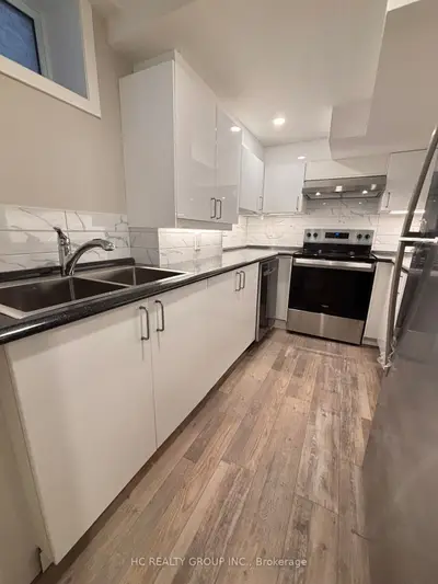4 Finley Way Basement, Markham, On L3s 0e8