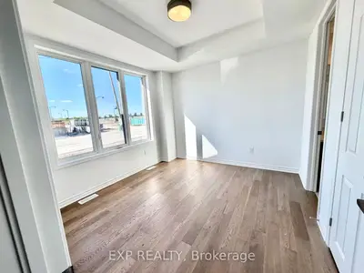 Att/Row/Townhouse in Markham
