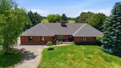 Detached in Uxbridge
