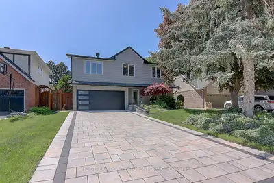 Detached in Markham