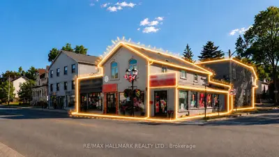 30-32 Main Street S, Newmarket, On L3y 3y3