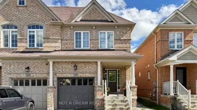 Semi-Detached in Bradford West Gwillimbury