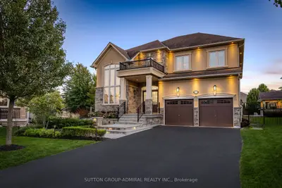 22 James Bowman Court, King, On L7b 0a2