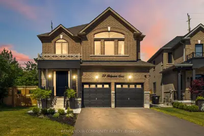 Detached in Bradford West Gwillimbury
