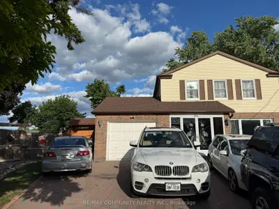 Detached in Markham