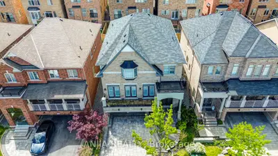 Detached in Markham