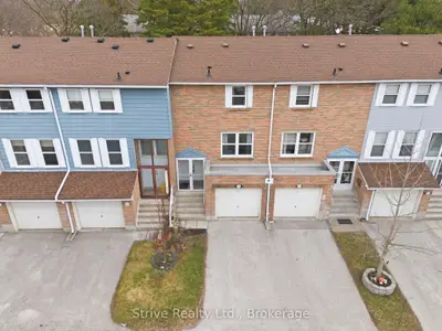 1718 John Street 33, Markham, On L3t 1y9
