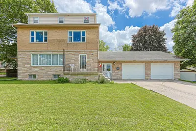 Detached in Newmarket