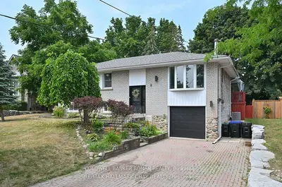 Detached in New Tecumseth