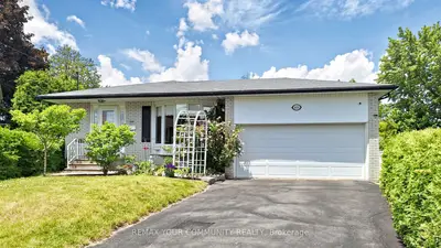 Detached in Newmarket