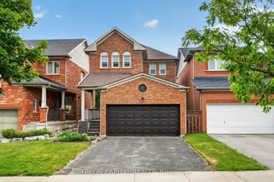 Detached in Aurora