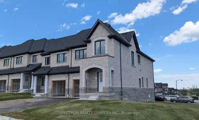 Att/Row/Townhouse in Innisfil