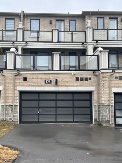 Att/Row/Townhouse in Markham