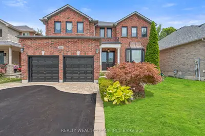 896 Booth Avenue, Innisfil, On L9s 0a5