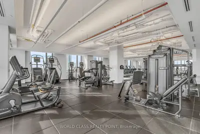 Condo Apartment in Vaughan