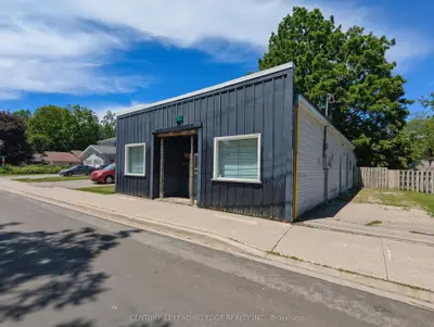 916 Lake Drive E, Georgina, On L0e 1l0
