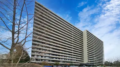 8111 Yonge Street 309, Markham, On L3t 4v9