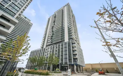 Condo Apartment in Vaughan