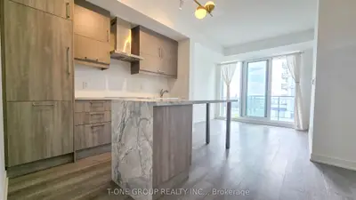 Condo Apartment in Markham