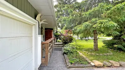 2807 25th Side Road, Innisfil, On L9s 3t2