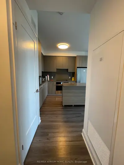 Condo Apartment in Markham