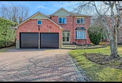 Detached in Newmarket