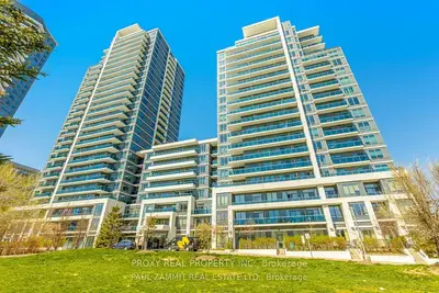 Condo Apartment in Markham