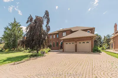 Detached in Vaughan