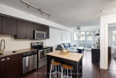 376 Highway 7 E 220, Richmond Hill, On L4b 0c7
